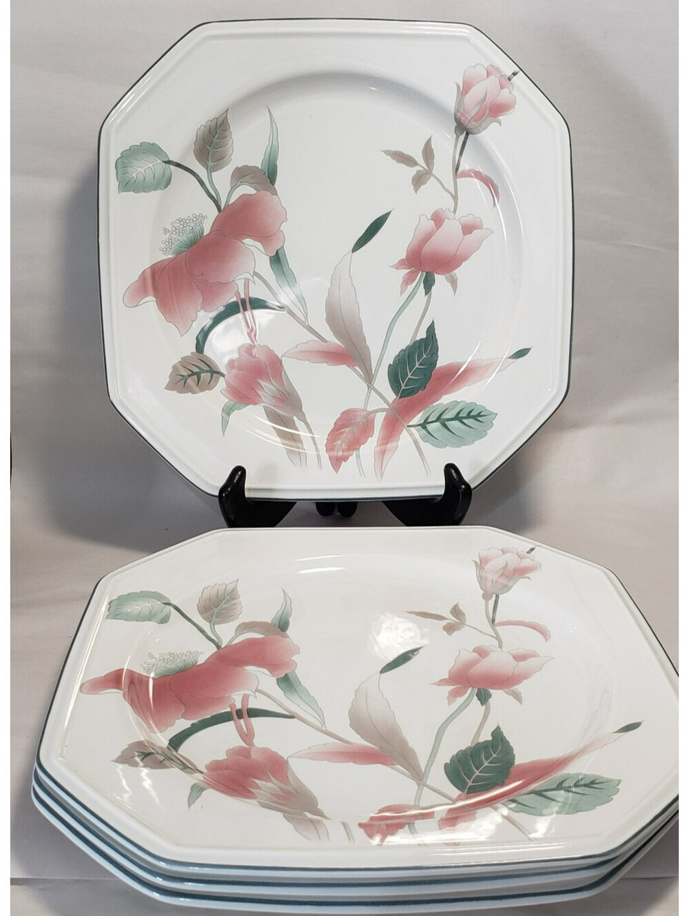 Mikasa Continental Silk Flowers Octagonal Dinner Plates QTY 4 10 1/8" F3003